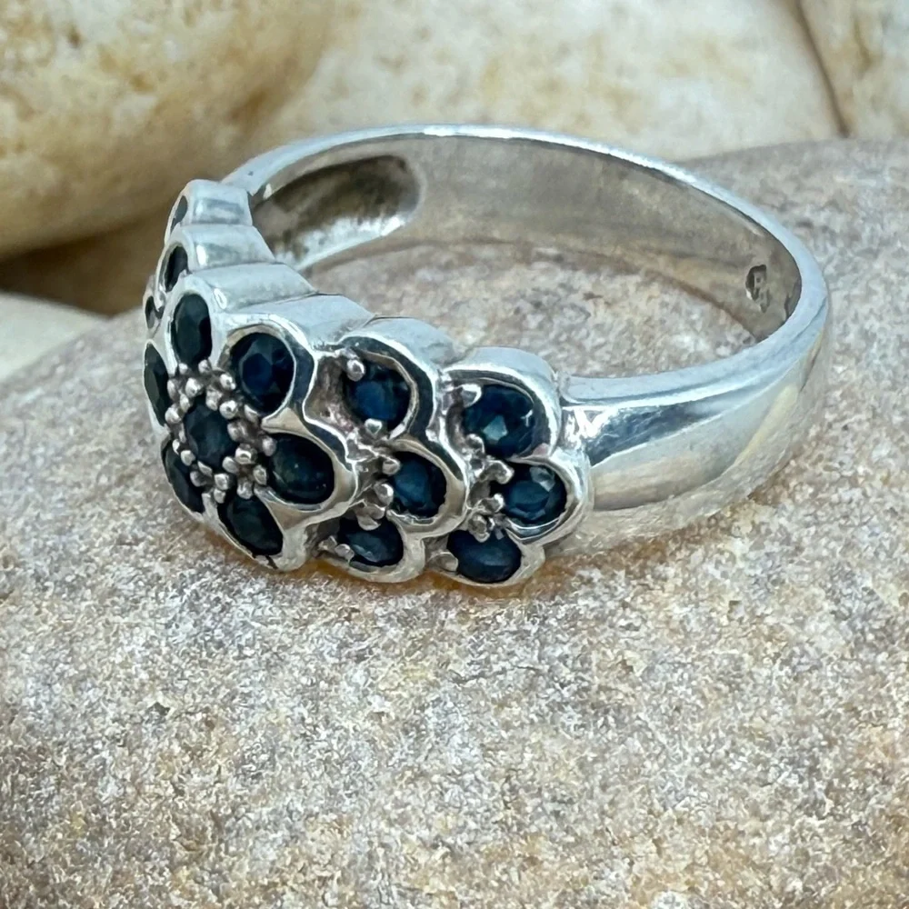 Sterling Silver Black Spinel Floral Band Ring Size 6 EUC